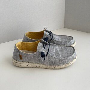Hey Dude Wendy Chambray Slip On Shoe 8 (Chambray Blue)